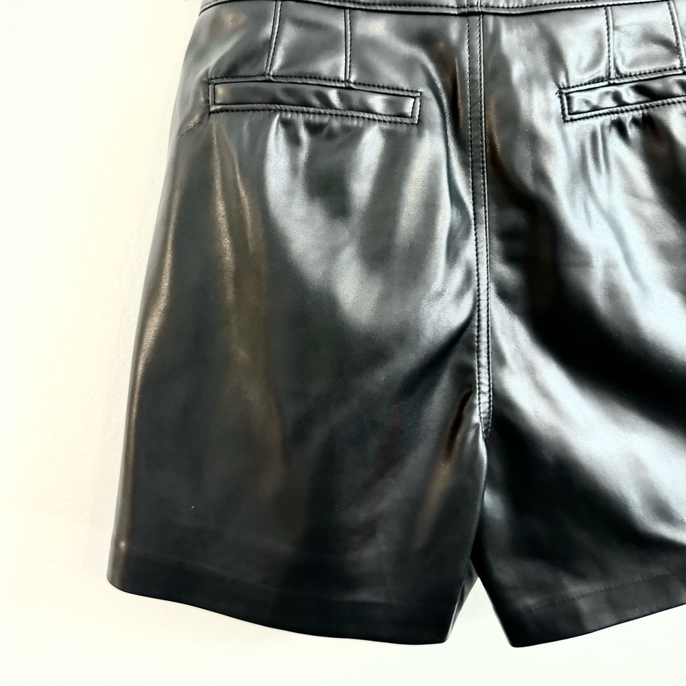 NWT Blank NYC Vegan Faux Leather Black Shorts - Picture 6 of 9